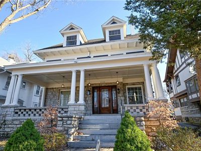 3703 Pennsylvania Ave, Kansas City, MO, 64111