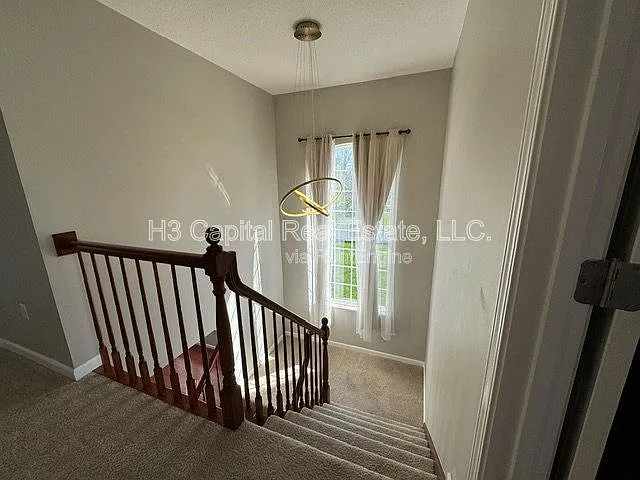 1041 Flora Lake Ct — Photo 16