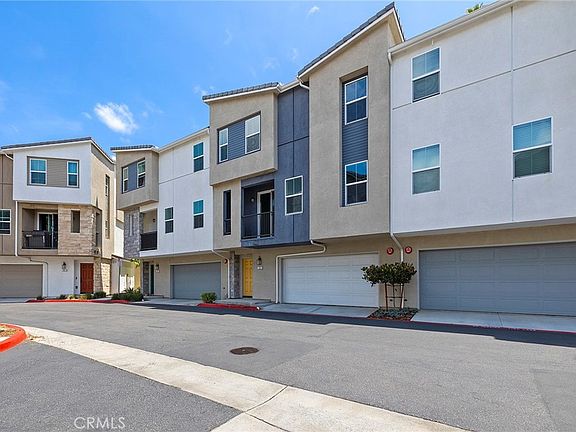 2nd image of 447 Fitzpatrick Rd #102B