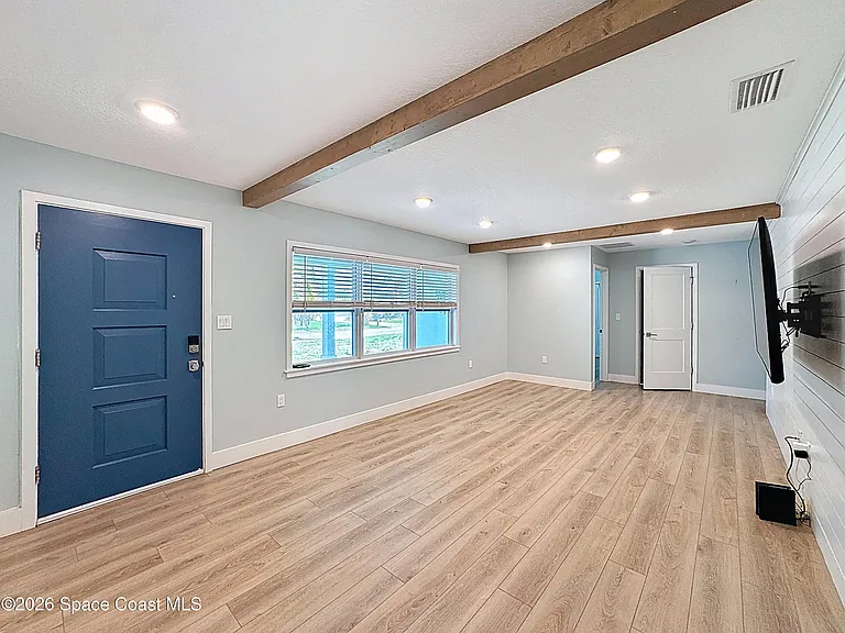 1707 Shore Dr — Photo 15