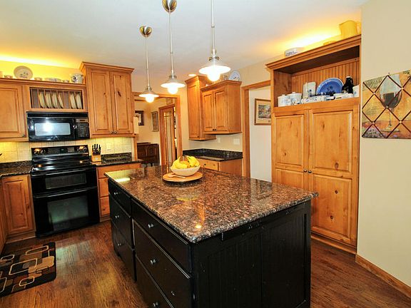 4th image of 525 Redwing Ct