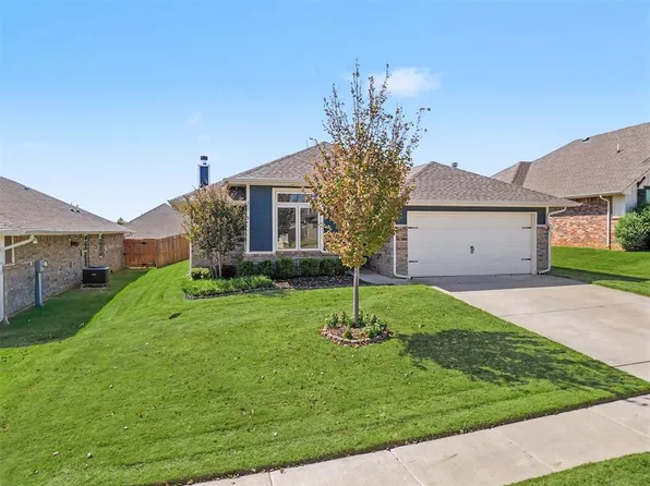 3808 Pettit Blvd, Edmond, OK 73012