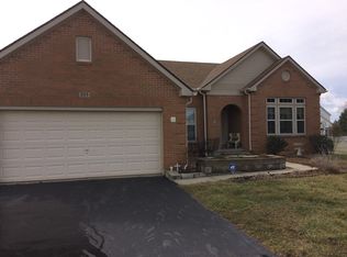 325 Nutmeg Ct, Circleville, OH 43113