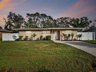 831 Searcy Ave, Sarasota, FL, 34237