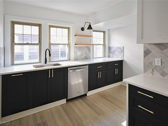 3rd image of 17424 Winslow Rd