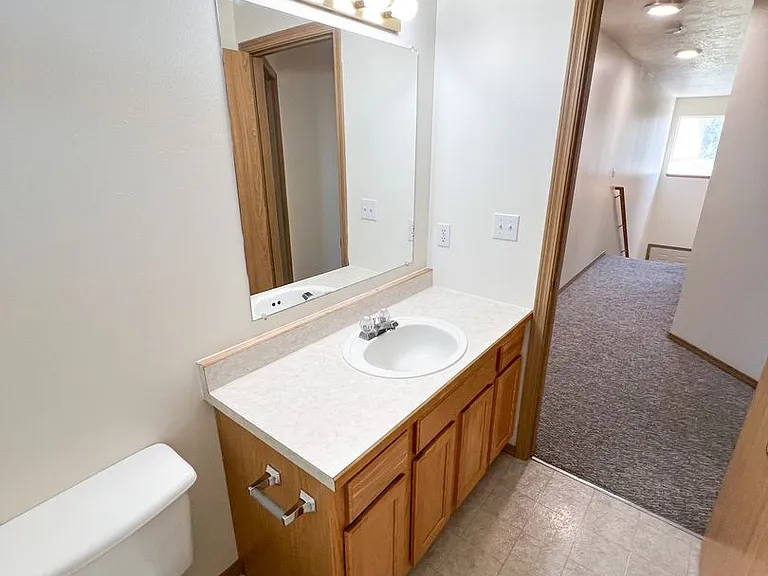 5511 Glenridge Way — Photo 31