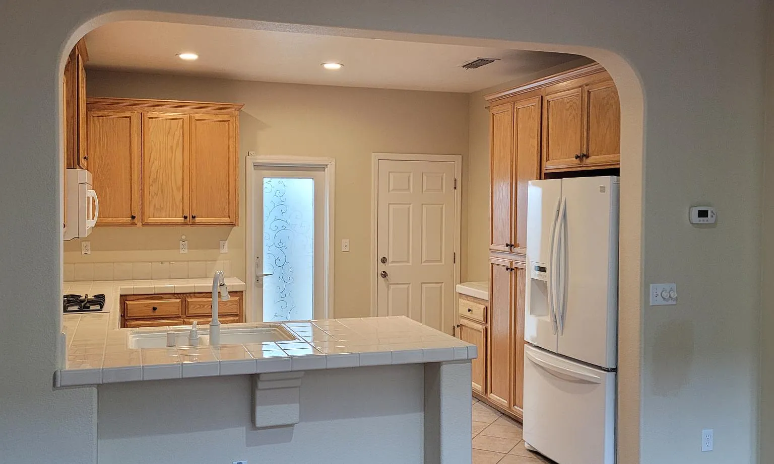 3 bed, 2.5 bath, 1731 sqft, $2,695 — Photo 3