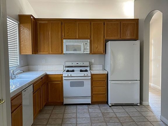 2nd image of 815 Darlingham Ct