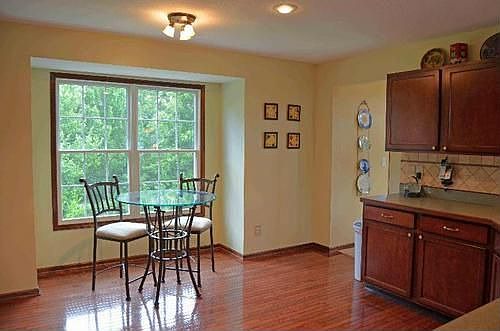 5th image of 2337 Vista Ct