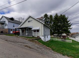 410 3rd St, Chestnut Ridge, PA 15422