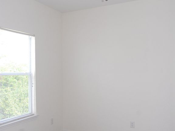 4th image of 5431 Quail Creek Cir