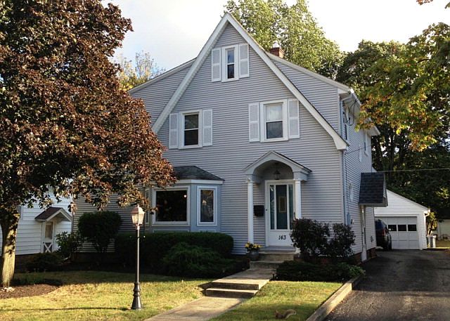 1st image of 143 Samaritan Ave