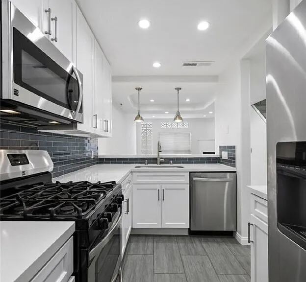 4310 Whitsett Ave #3 — Photo 4