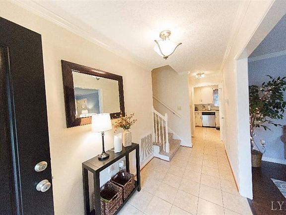 4th image of 528 Tanglewood Dr
