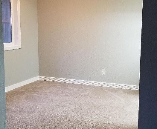4th image of 14526 NE 6th Pl APT 2