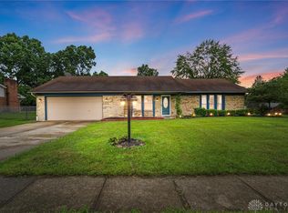 5 Bayberry Dr, Springboro, OH 45066