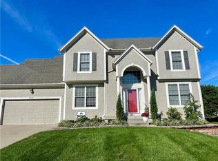 3029 SW Silverspur Ln, Lees Summit, MO 64081