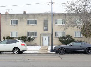 5650 N California Ave #2S, Chicago, IL 60659