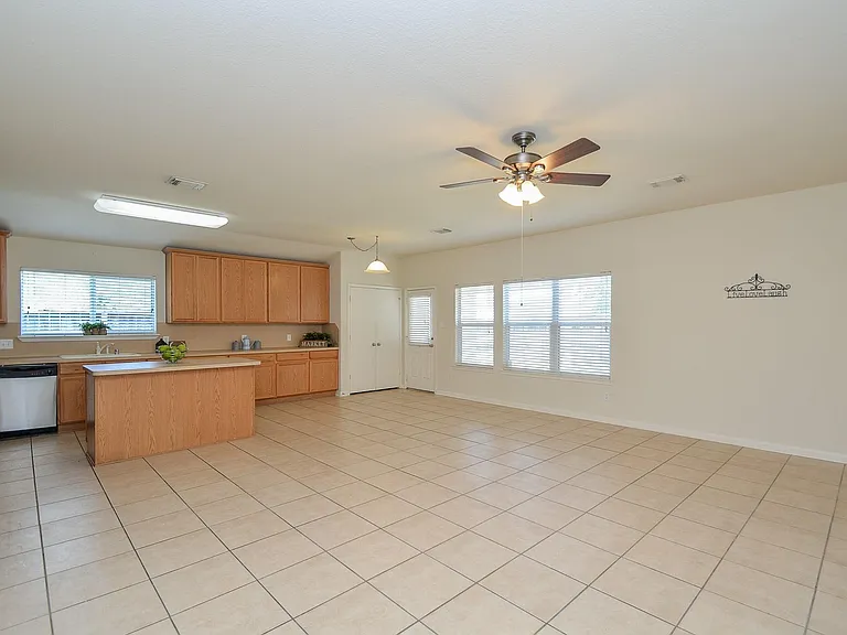 15318 Marlowe Grove Dr — Photo 12