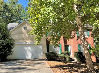 1027 Shadow Lakes Dr, Lithonia, GA 30058