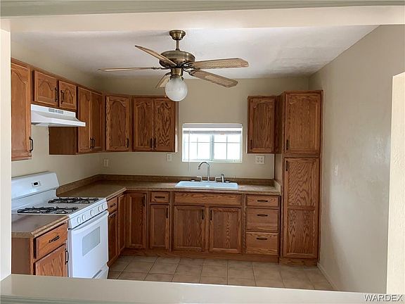 2nd image of 2230 E Lone Star Dr
