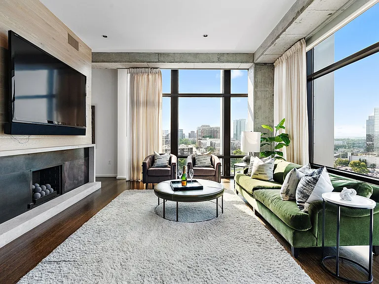 700 12th Ave S #1101 — Photo 38