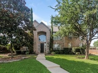2812 Lake Flower Dr, Flower Mound, TX 75022