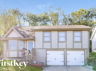 923 NW 62nd Ter, Kansas City, MO 64118