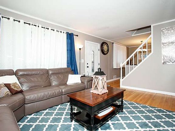 2nd image of 681 Ward Ave