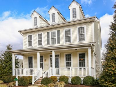 1 Belle Fair Blvd, Pt Chester, NY, 10573