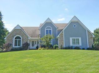 2309 NW Lookout Rdg, Lees Summit, MO 64081