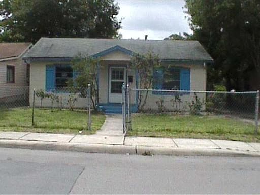 1st image of 1114 CLOWER ST