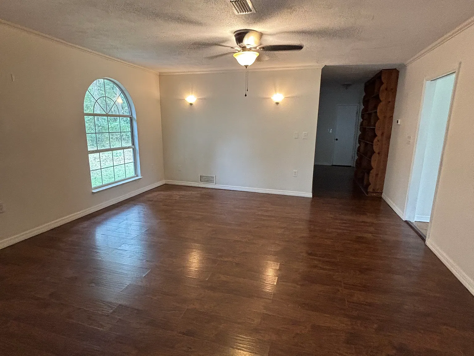 3 bed, 1500 sqft, $1,950 — Photo 4
