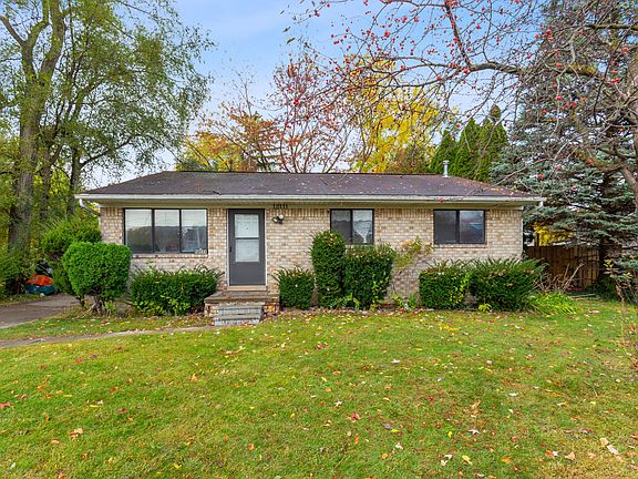 2nd image of 12111 Inkster Rd