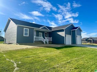 530 Jespersen Blvd, Akron, IA 51001