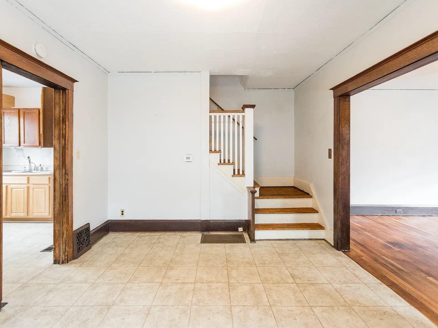 3 bed, $1,500 — Photo 4