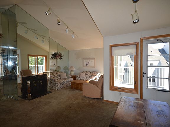 4th image of 1822 New York Ave