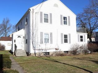 40 Baker Ave #1, Quincy, MA 02169