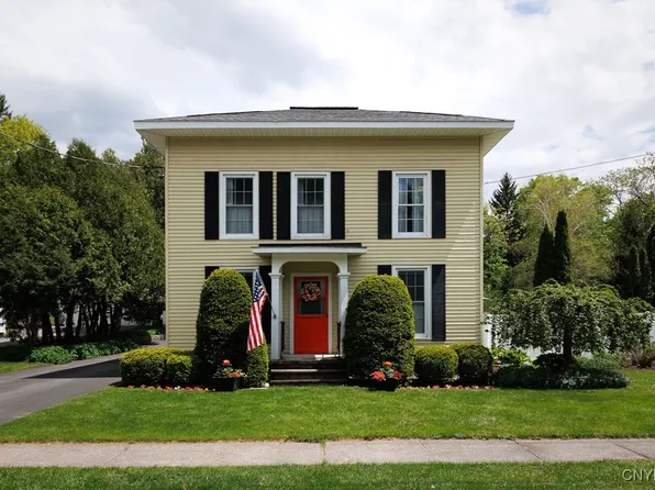 127 West St, Black River, NY 13612