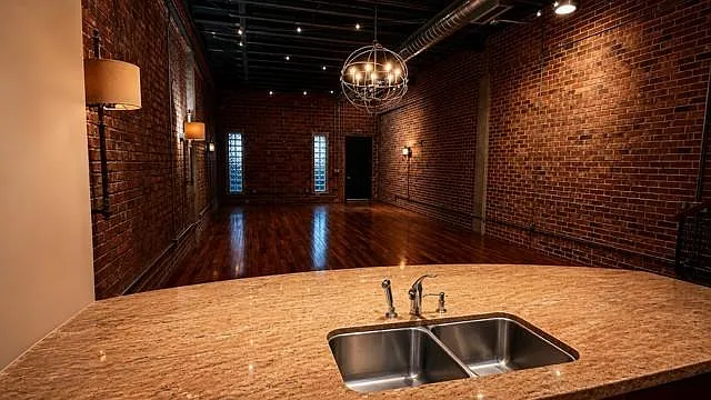 1717 W Webster St #F — Photo 11