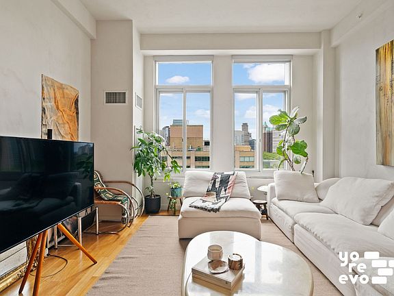 3rd image of 85 Adams St APT 13C