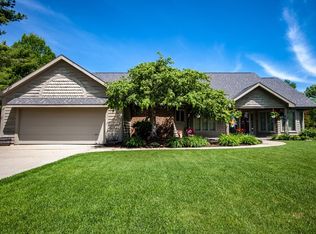 51416 Hunting Ridge Trl N, Granger, IN 46530