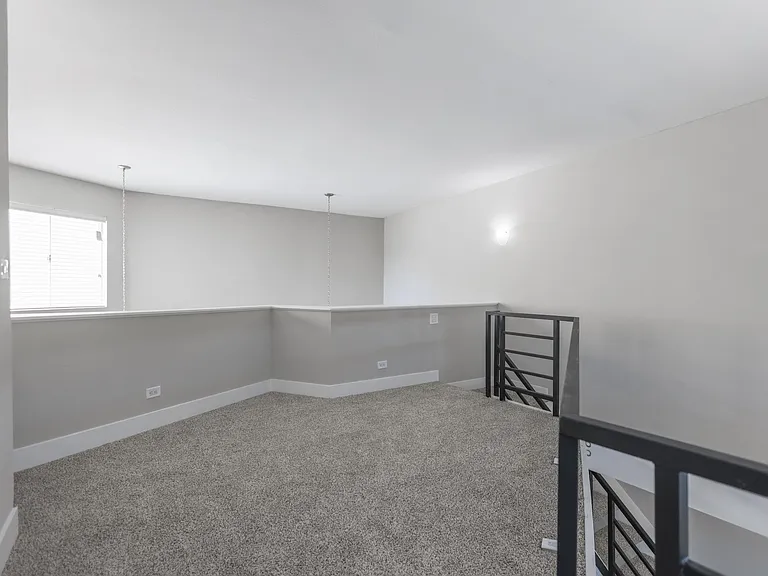 7918 Reseda Blvd — Photo 18