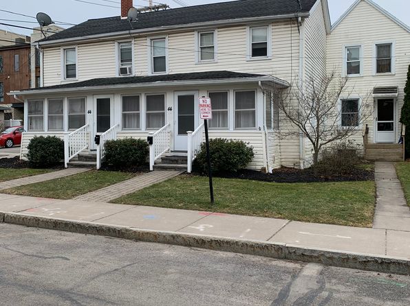 44 Liftbridge Ln E APT 2