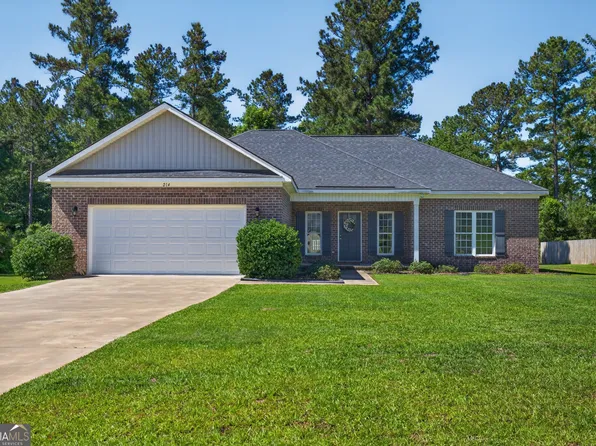 214 Dewpoint Dr, Statesboro, GA 30458