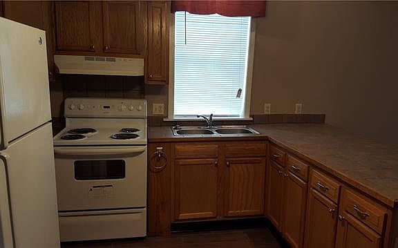 5th image of 3210 2nd St