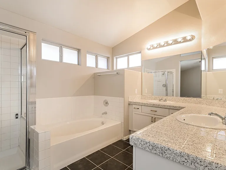 132 Park Ridge Ln — Photo 12