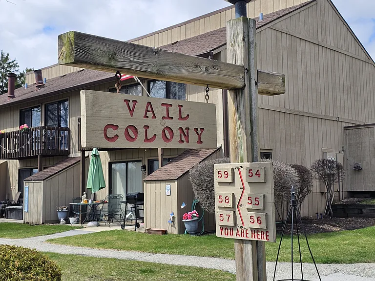 58 Vail Colony #7 — Photo 35