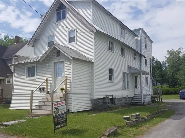 50 Hailesboro St, Gouverneur, NY 13642
