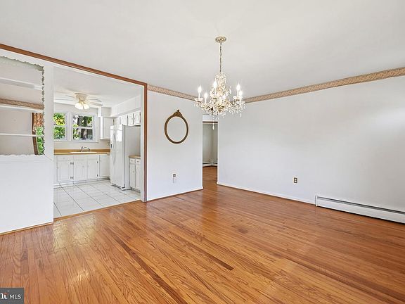 5th image of 401 Lake Dr